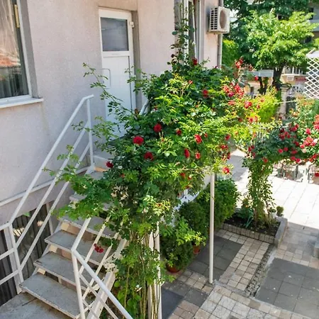 Relax Hotel